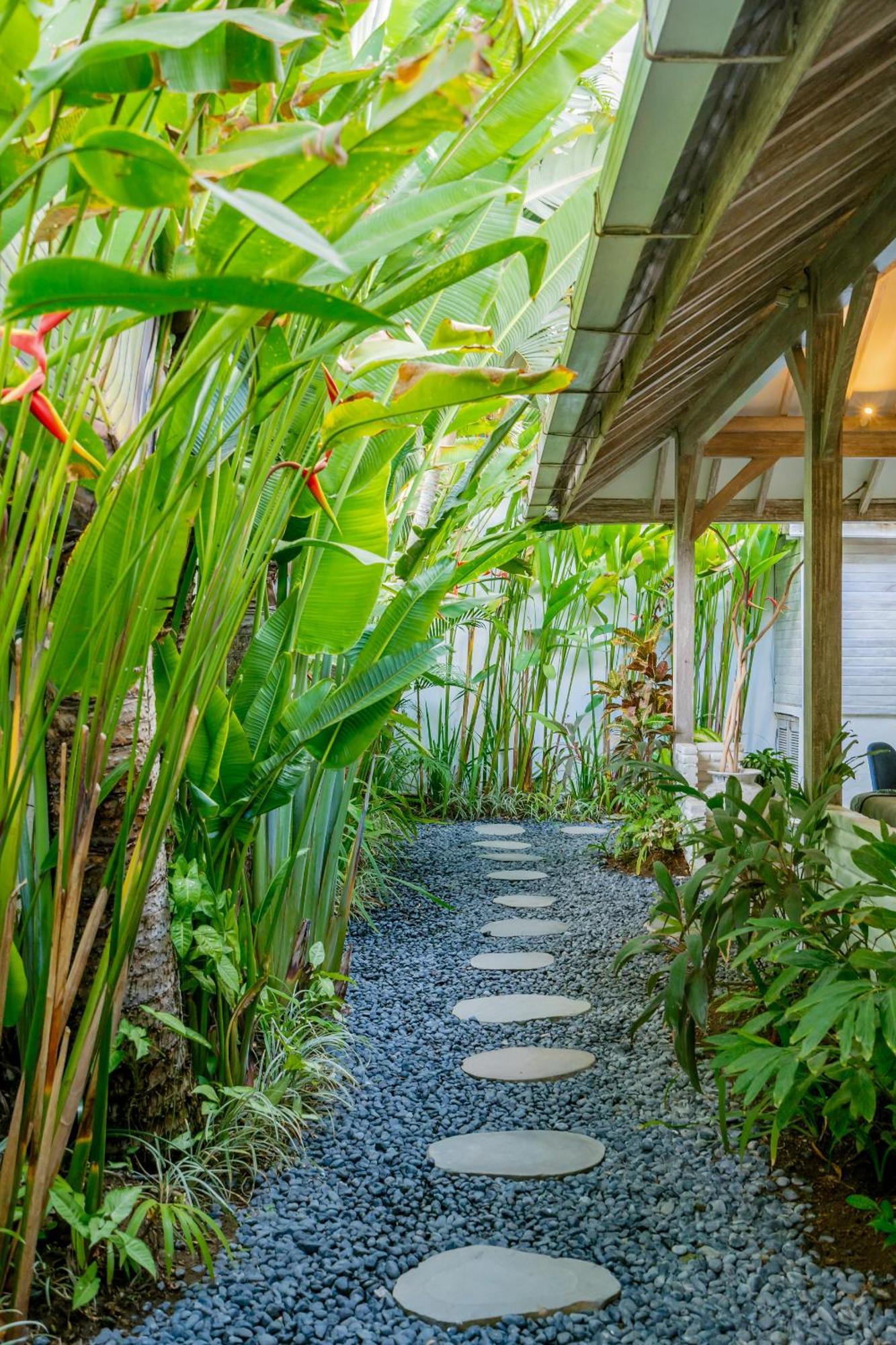 Villa Mundaka by Hombali Canggu  Bagian luar foto